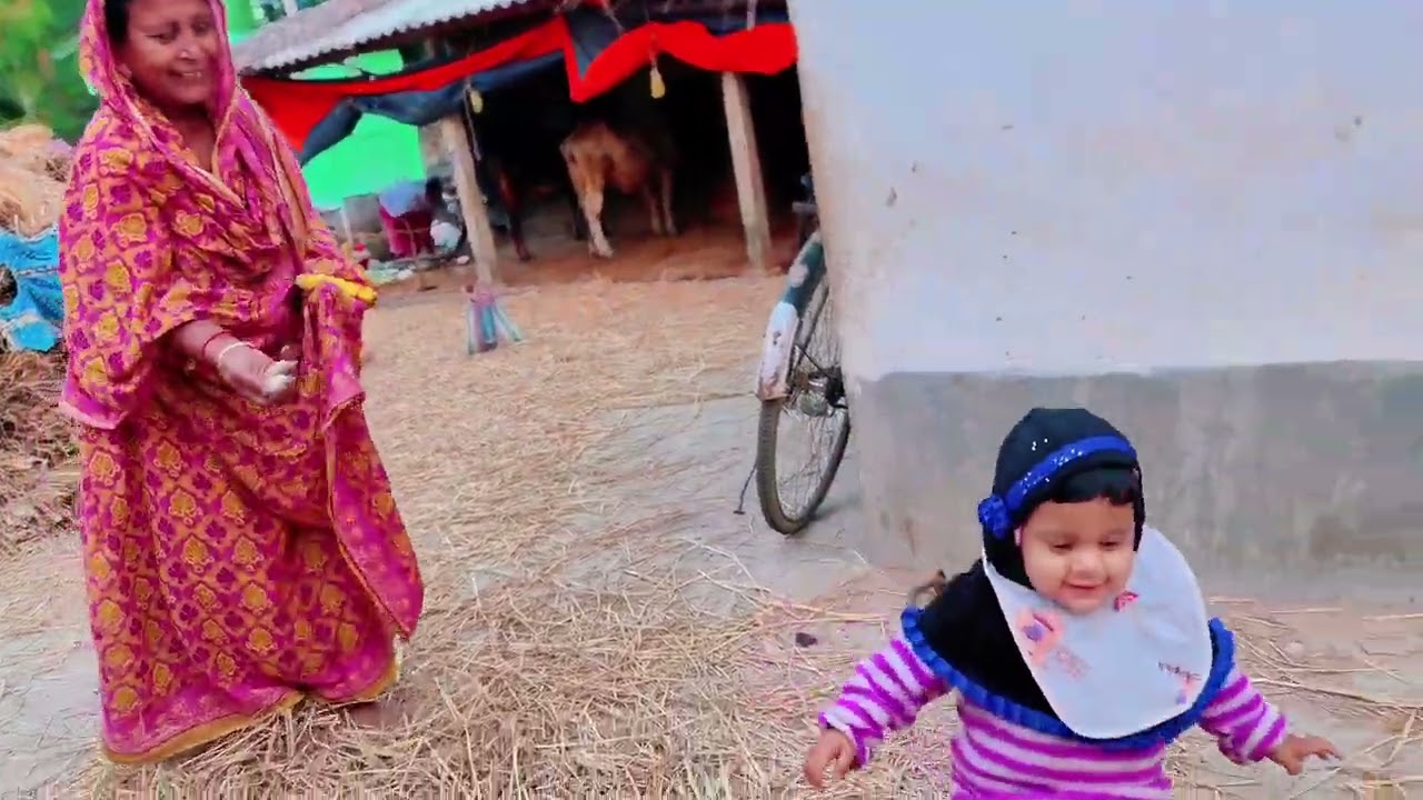 খাবার দেখলেই দৌড় শুরু! 🍚😄আমার ছোট্ট রাজকন্যার খাবার যুদ্ধ 💕। #CuteBaby#FunnyBaby