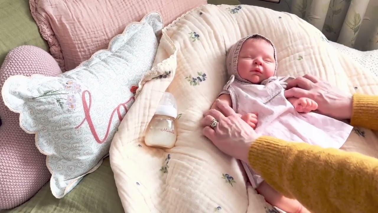 How I Pose Reborn Babies for Realistic Photos | Full Change 🍼