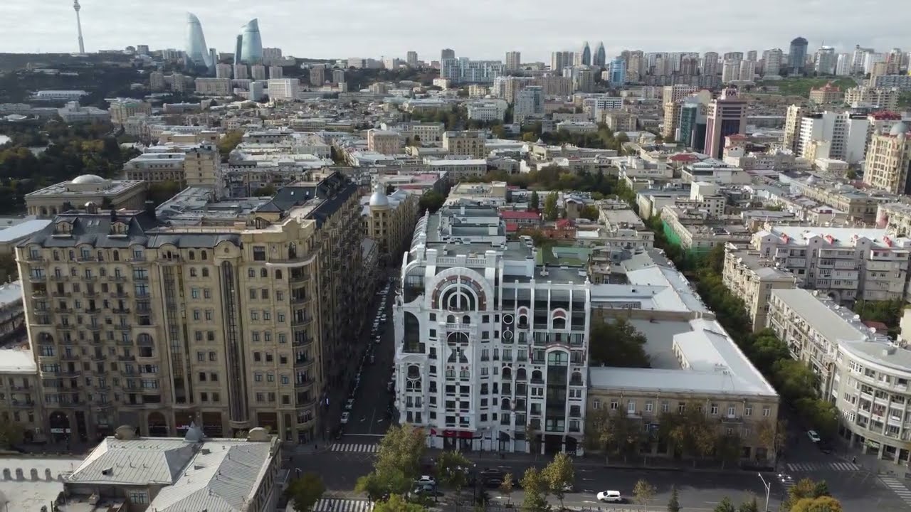 Classic Printer over the skies of Baku, Azerbaijan | National Day | DJI Mavic Air 2