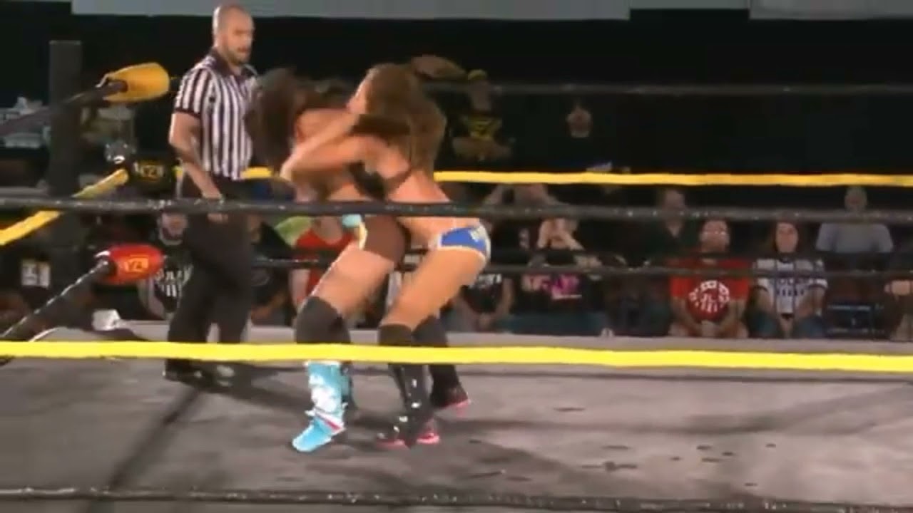 when women wrestlers perform dragon suplex 😲😲💥💥
