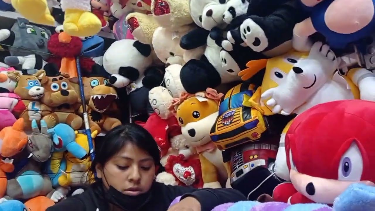 Venta de Peluches con Personajes por Mayor y Menor Galería Andahuaylas Centro de Lima