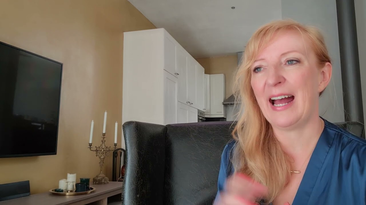 Aquarius September 2022 horoscope
