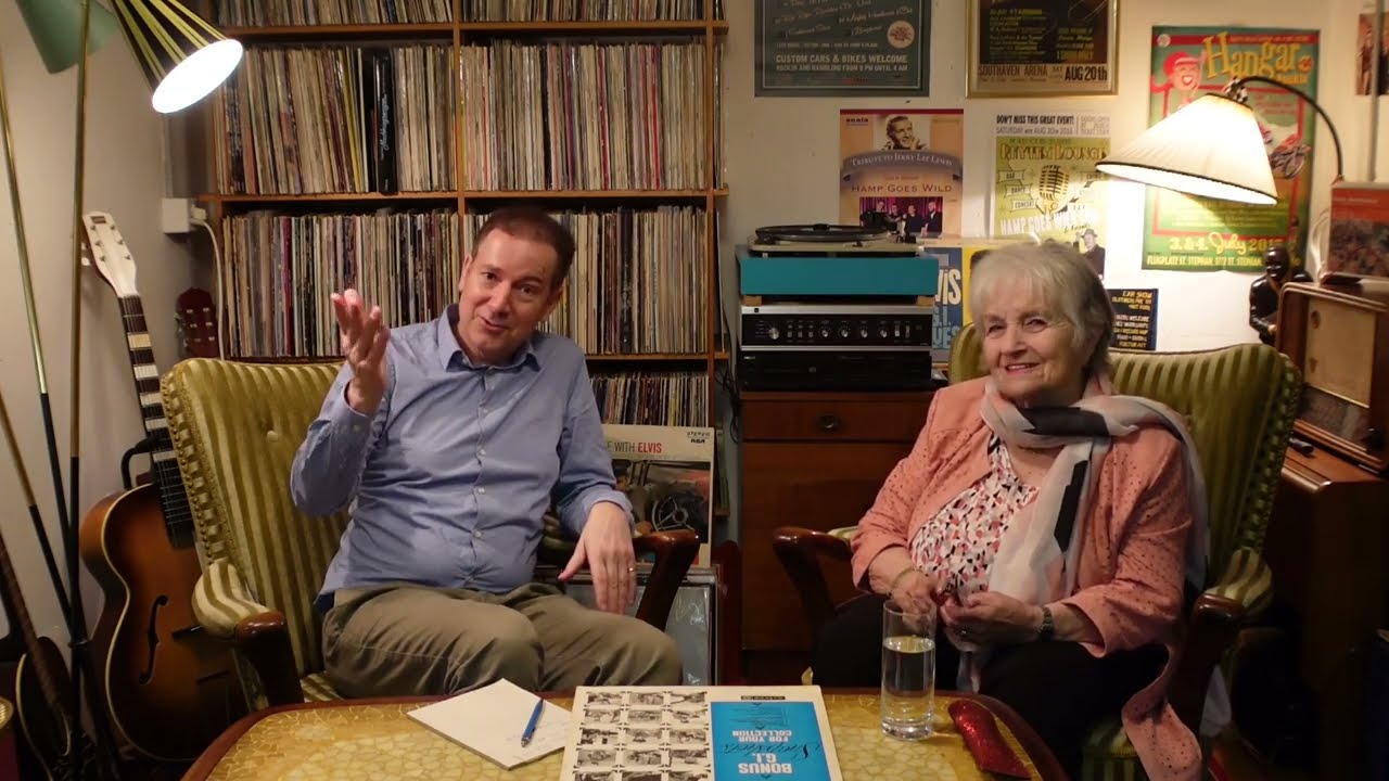 Zeitzeugin Ingrid spricht wie sie Elvis Presley in Deutschland getroffen hat.