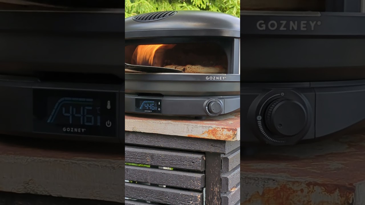 Pizza in the Gozney Arc XL 🍕 #italy #italianfood #pizzaiolo @gozney#food #pizzaparty #cooking