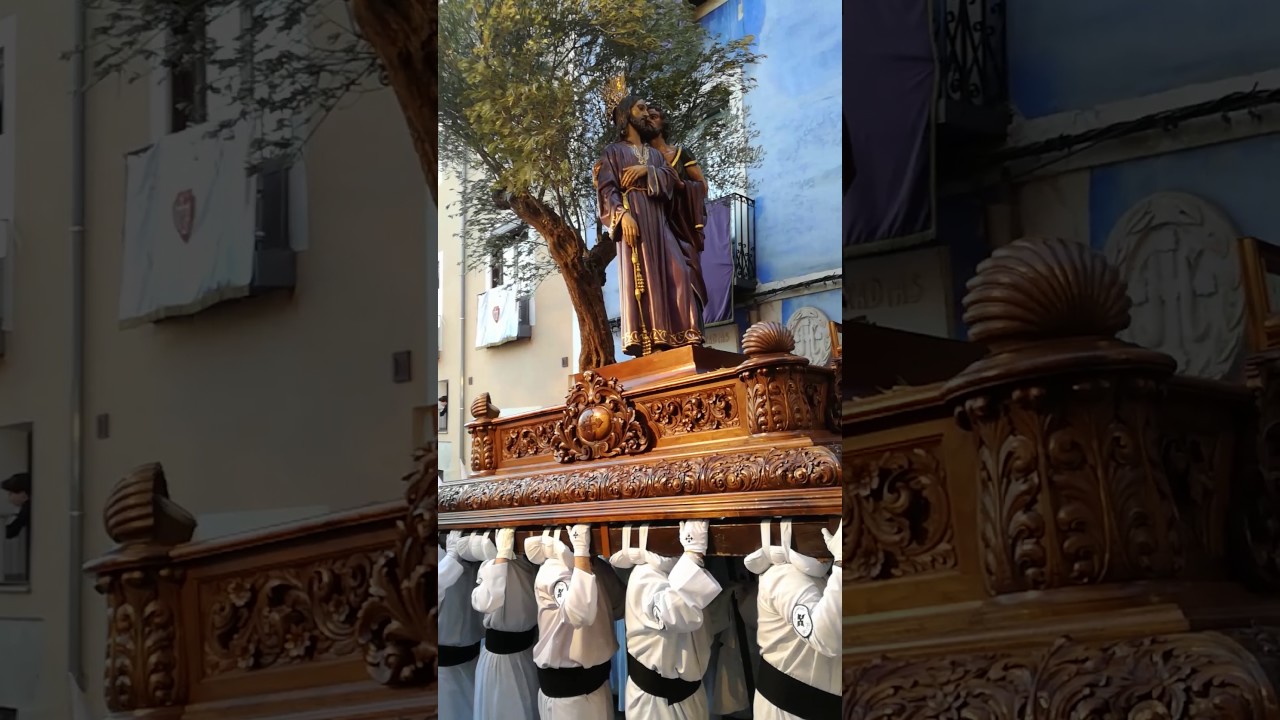 Beso de Judas calle del peso Semana Santa Cuenca 2017