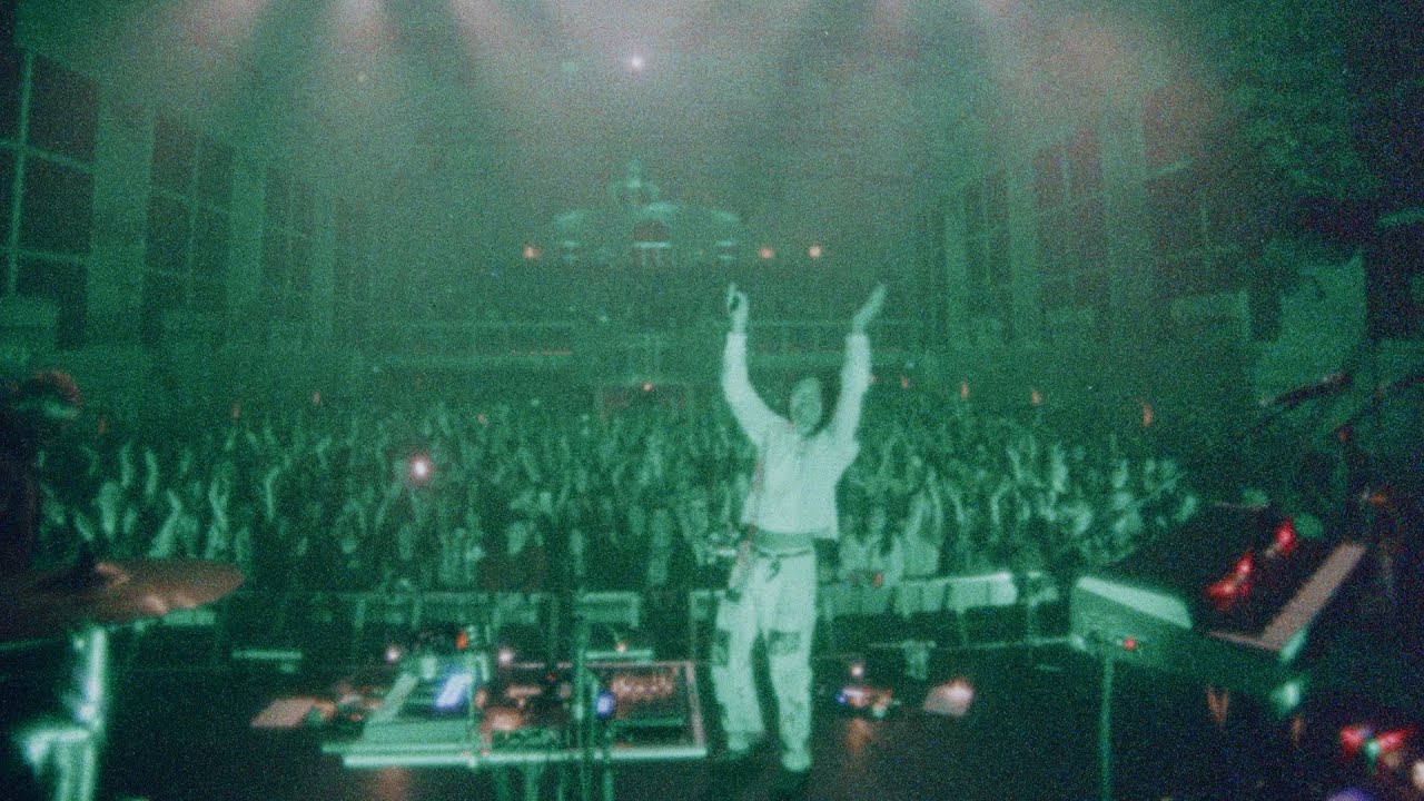 The Temper Trap - Giving Up Air (Live at Northcote Theatre)
