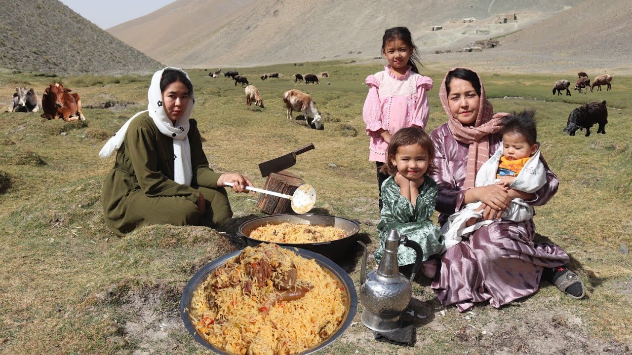 Organic Mountain Village Life in Afghanistan | Cooking Traditional Village Style Food in the Nature