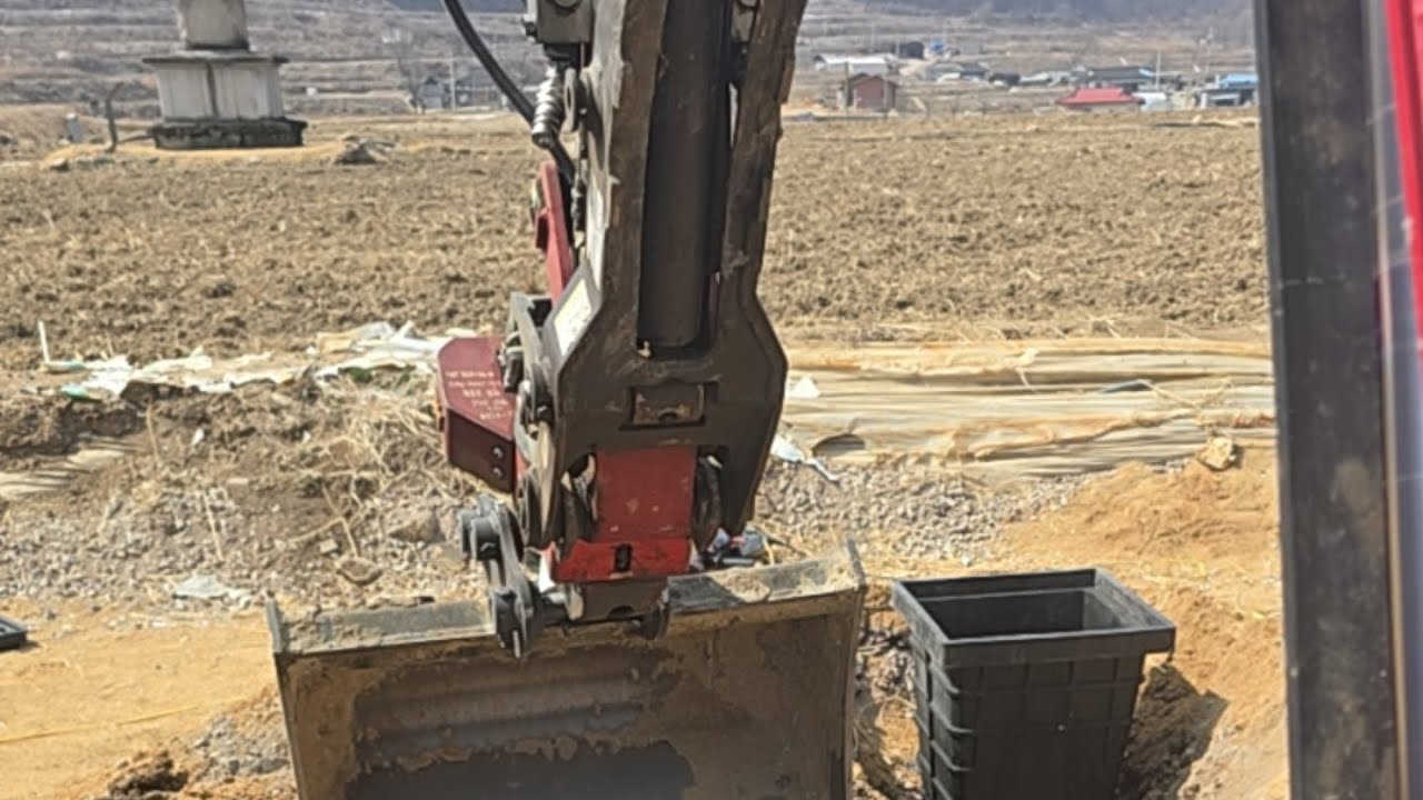 #excavator #excavator operator #굴삭기 #미니굴삭기 #굴착기 #미니굴착기 #포크레인 #미니포크레인 #중장비 #jk회전링크