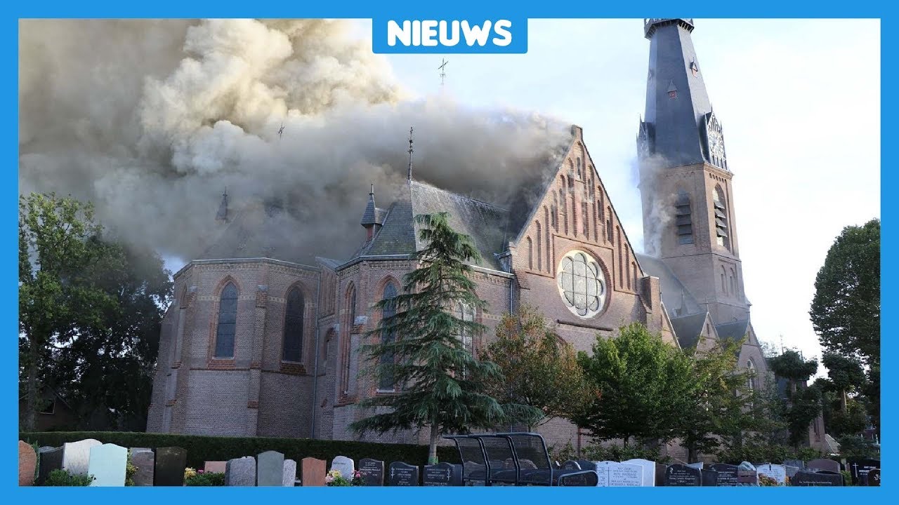 Verdriet door afgebrande kerk in Amstelveen