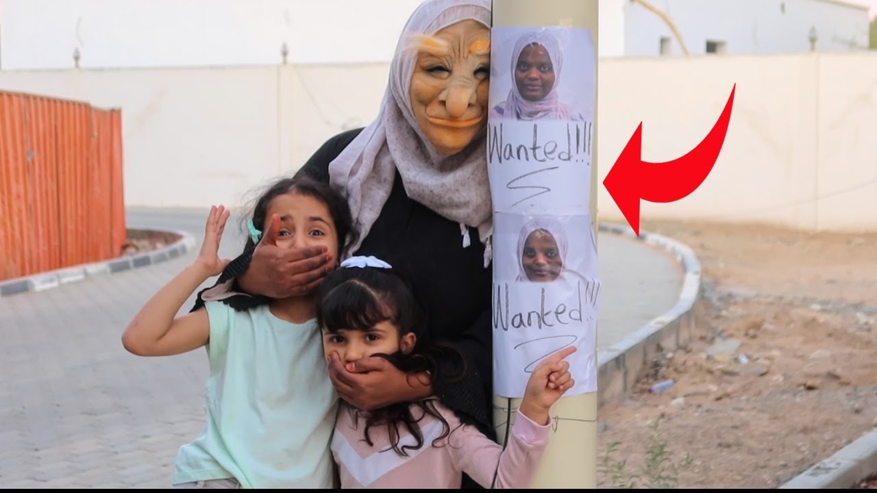 البحث عن العجوز الشريرة و البنات  يبحثون عنها !  - شوفوا وش صار!! | _ سوالف بناتي