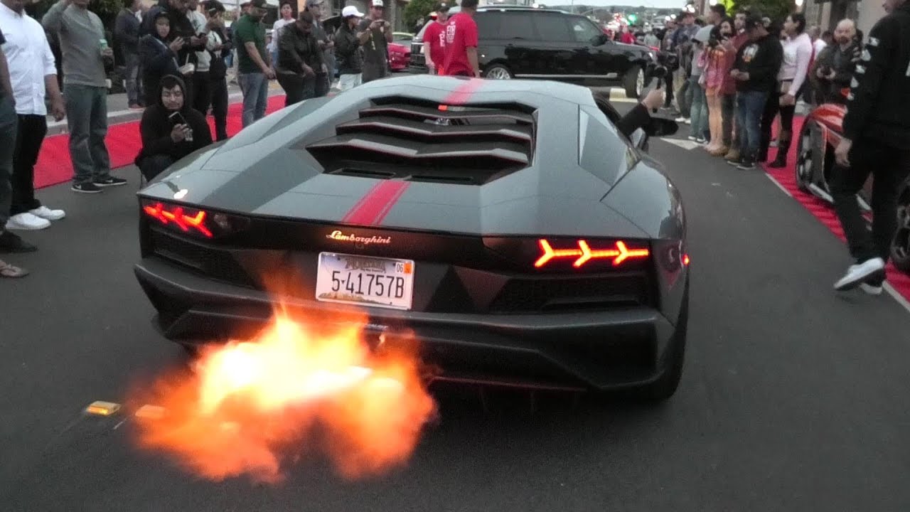 Lamborghini Aventador S with Fi exhaust shooting BIG flames!