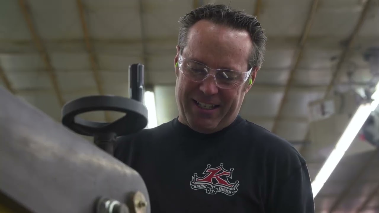 Bitchin Rides Road To The Ridler S1E3 | Custom Car Panels Take Shape