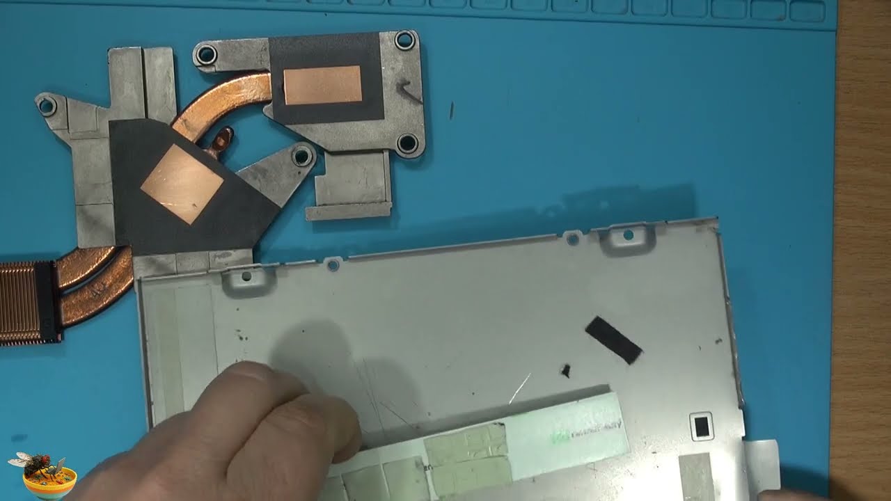 Замена материнской платы Lenovo Y50-70.