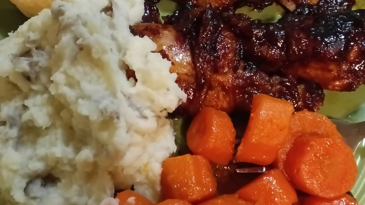 kassloves🏡 is live! Sweetened sour chicken homemade sauce.