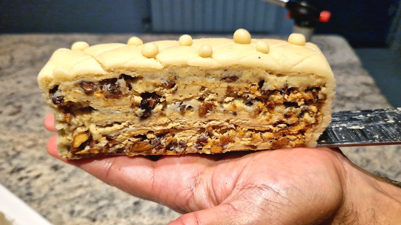 Gâteau d'amande حلوة جد راقيه مع بيسوكوي مزارا راح نتعلمو حاجا جديده في لباتيسري
