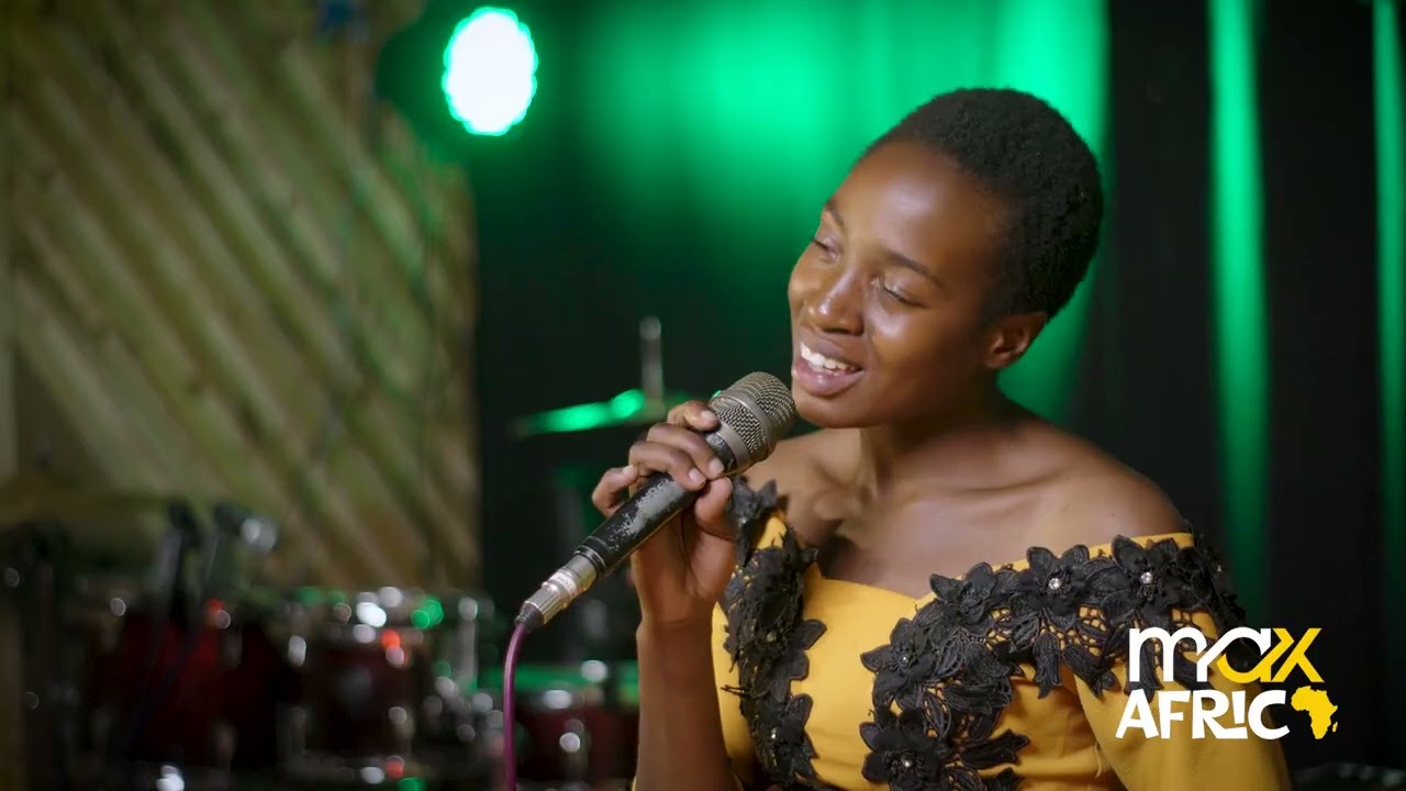 Neema Gospel Choir -Umenipendelea ( cover by Minister Elizabeth Robert)