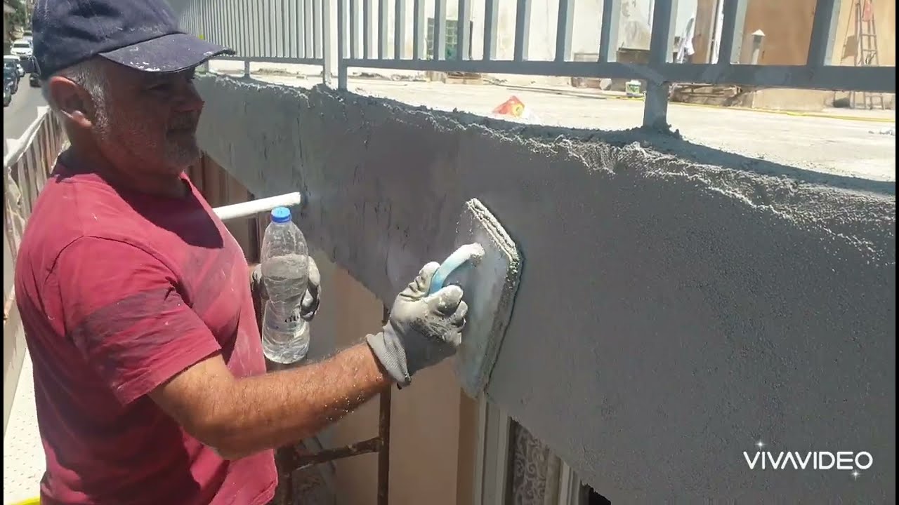 σοβατισμα  σε  κατεστραμμενο  μπαλκόνι σε κτίριο