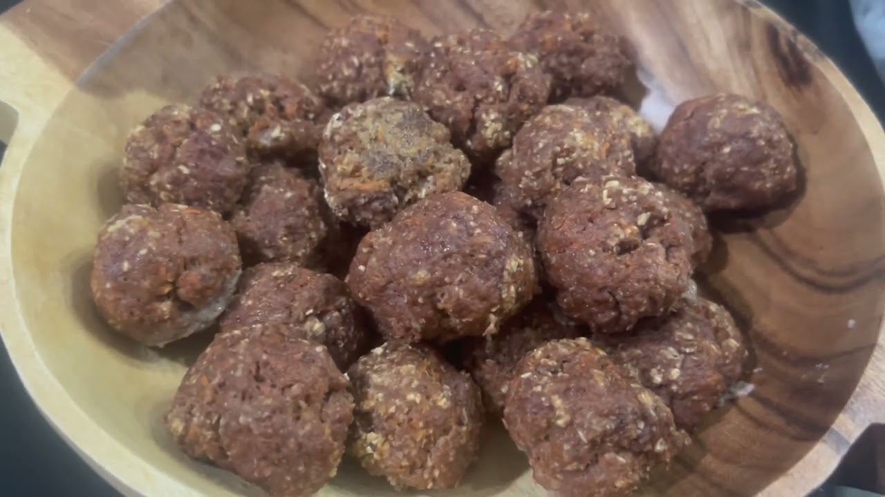 How to Make Homemade  Healthy Meatballs for Dogs