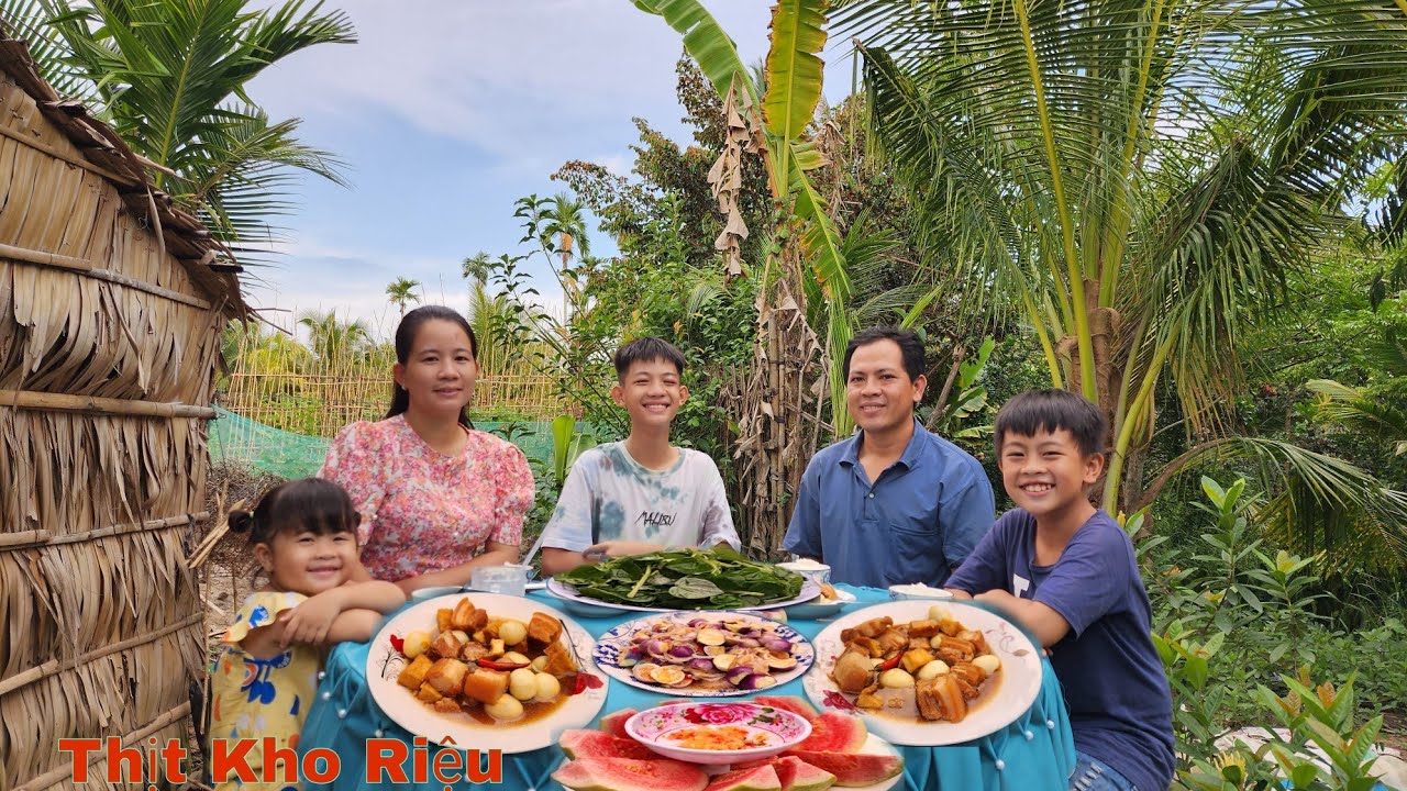 Hôm Nay Vợ Nấu Nồi Thịt Kho Riệu [Kho Tàu] Bồi Dưỡng Cho Gia Đình _Lần Đầu Ăn Trái Cà Pháo |NMT#305