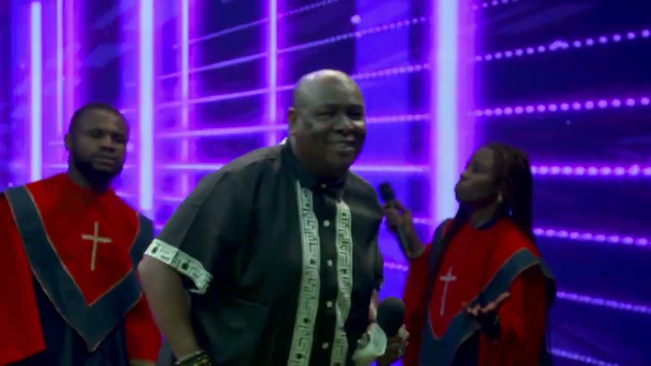 Gabriel Eziashi Live Praise/Worship Session at Peacehouse