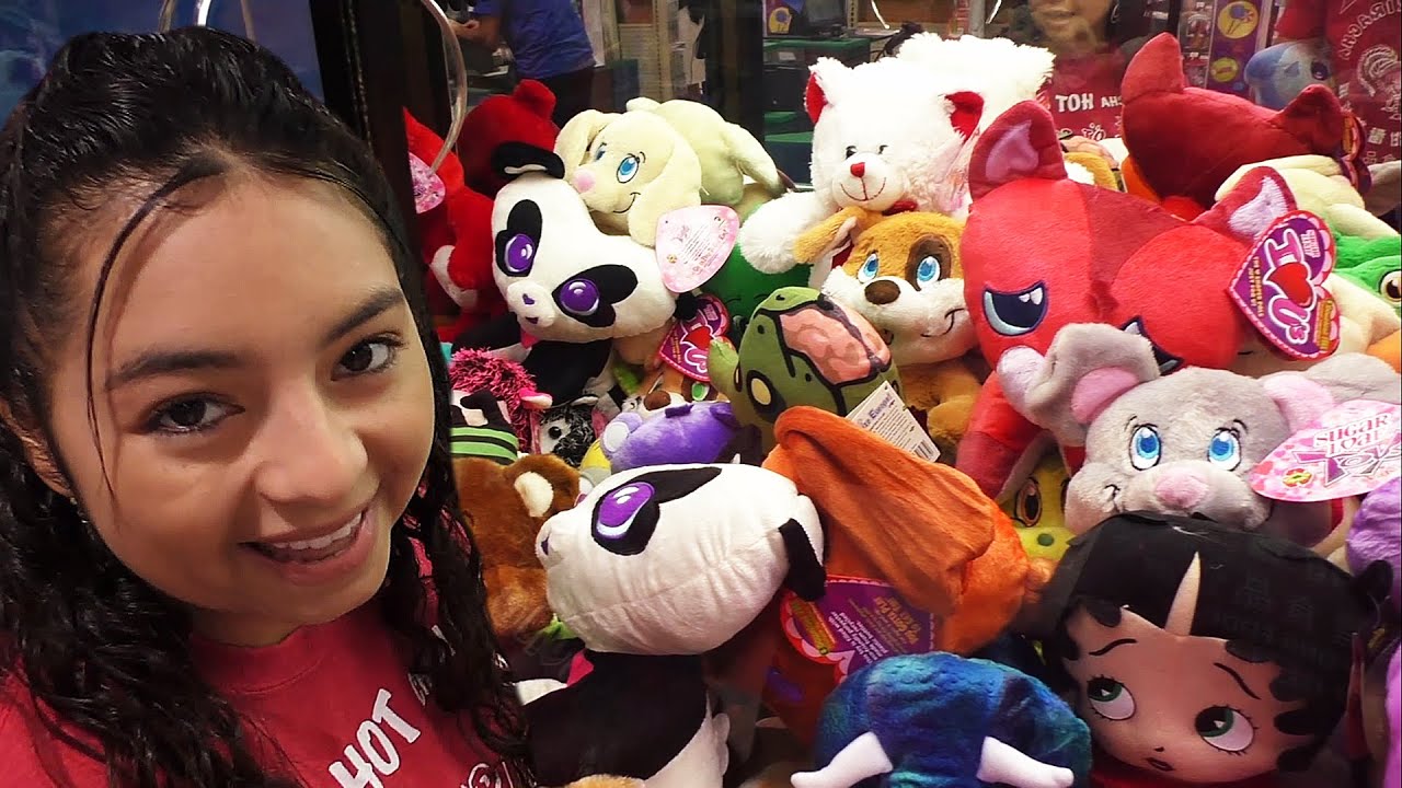 Early Valentine's plush - Claw Machine Wins