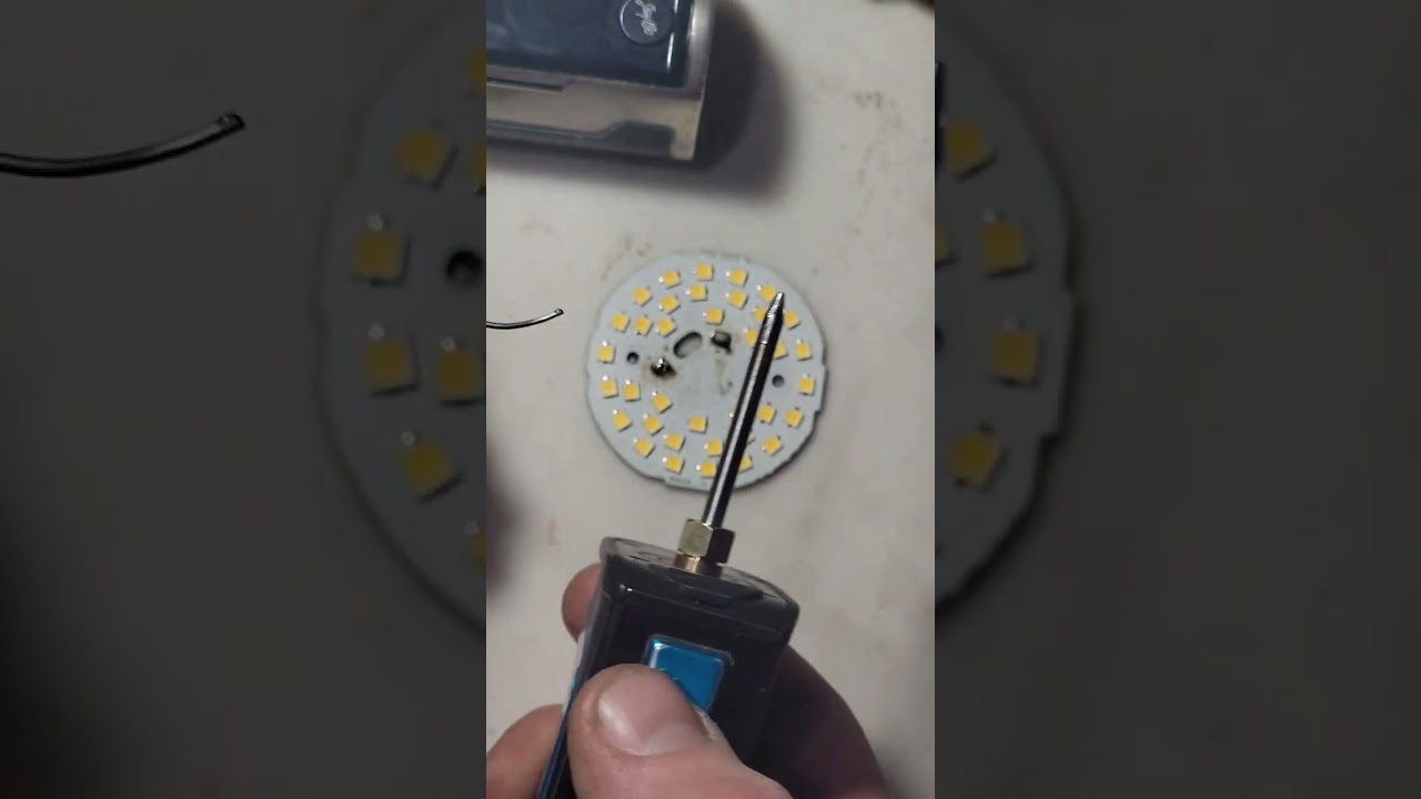 510 connector soldering iron. #tools #dw0rtorial #electronics