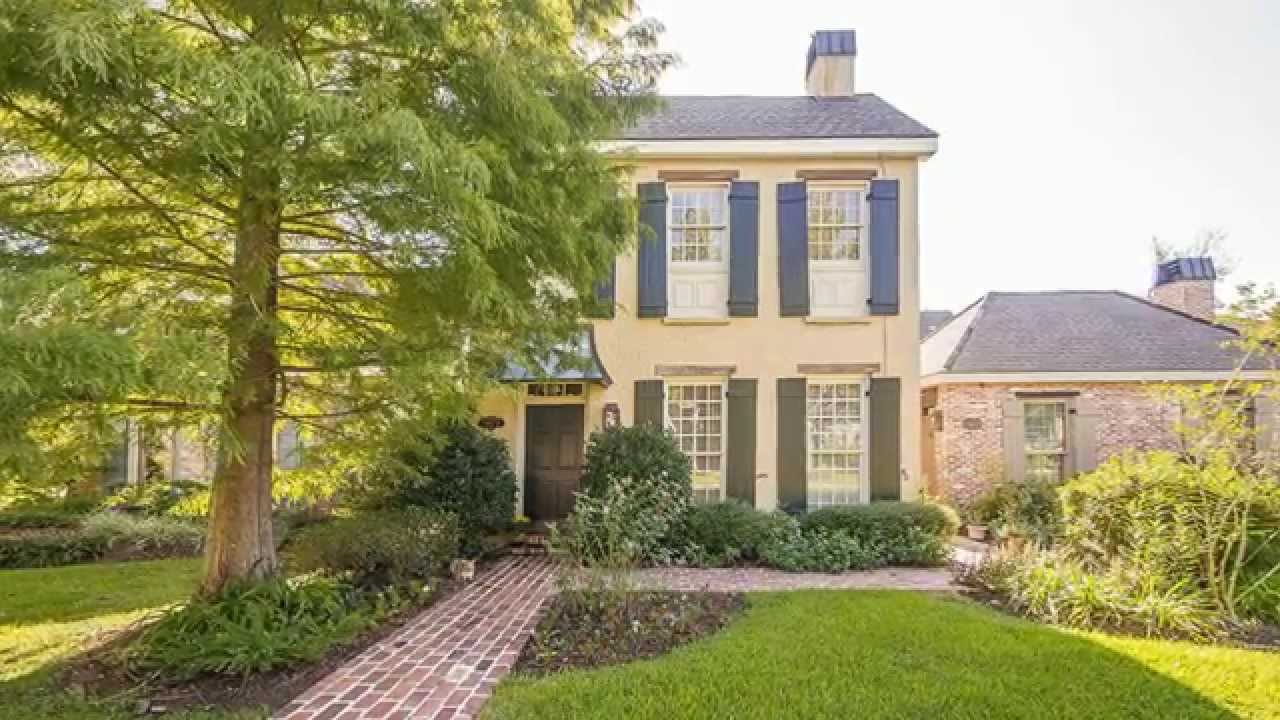 Beautiful Two Bedroom Townhouse in Wrenwood