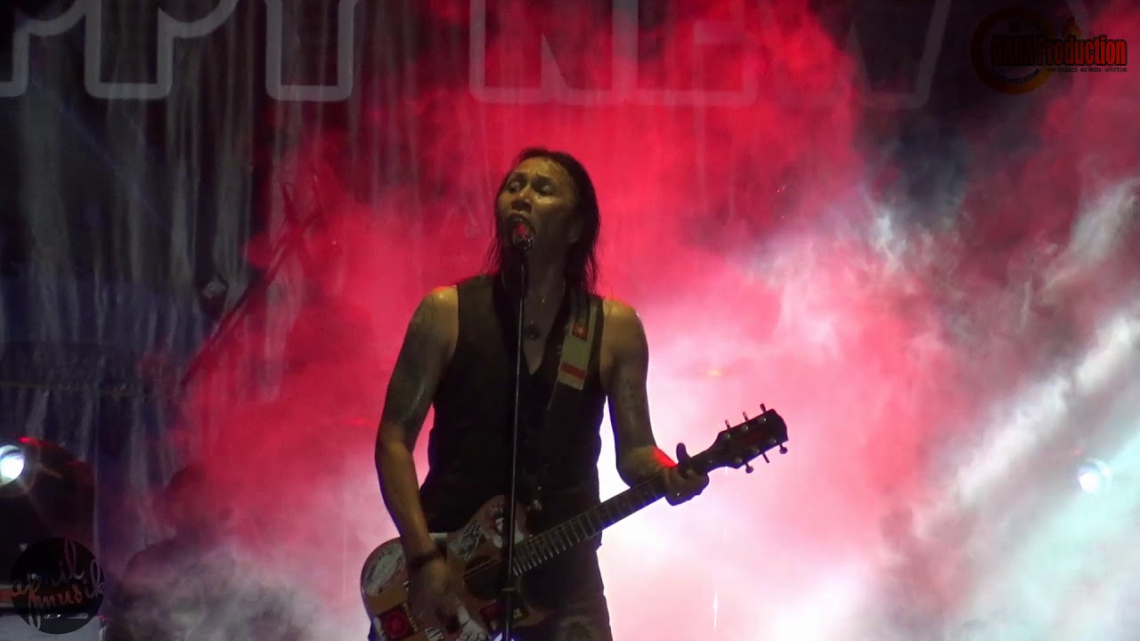 Seumur Hidupku - Roy Jeconiah feat The Bunkers