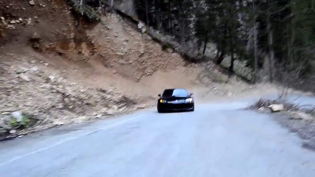 S2000 dağ yolu yan yan
