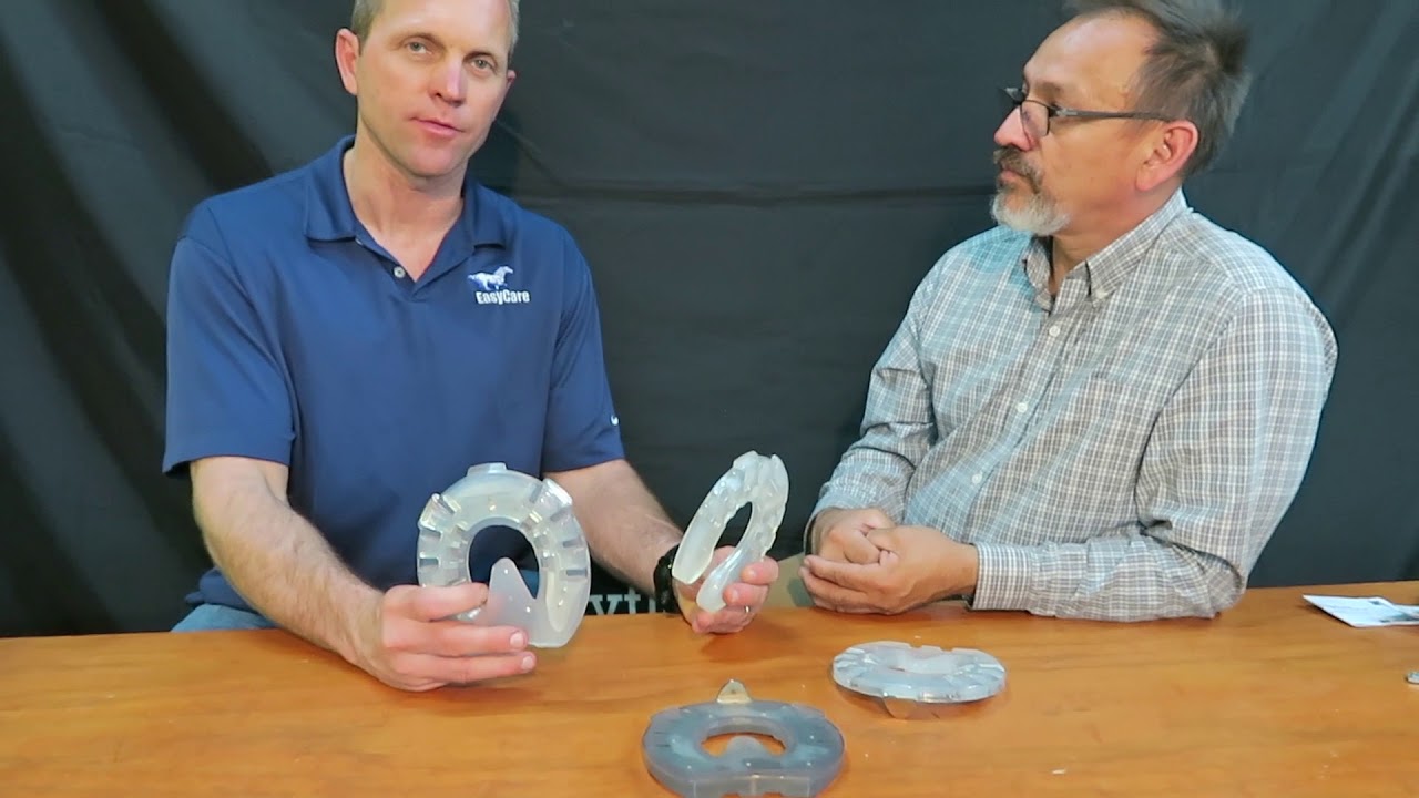 EasyShoe Flex.  What makes this horse shoe unique?