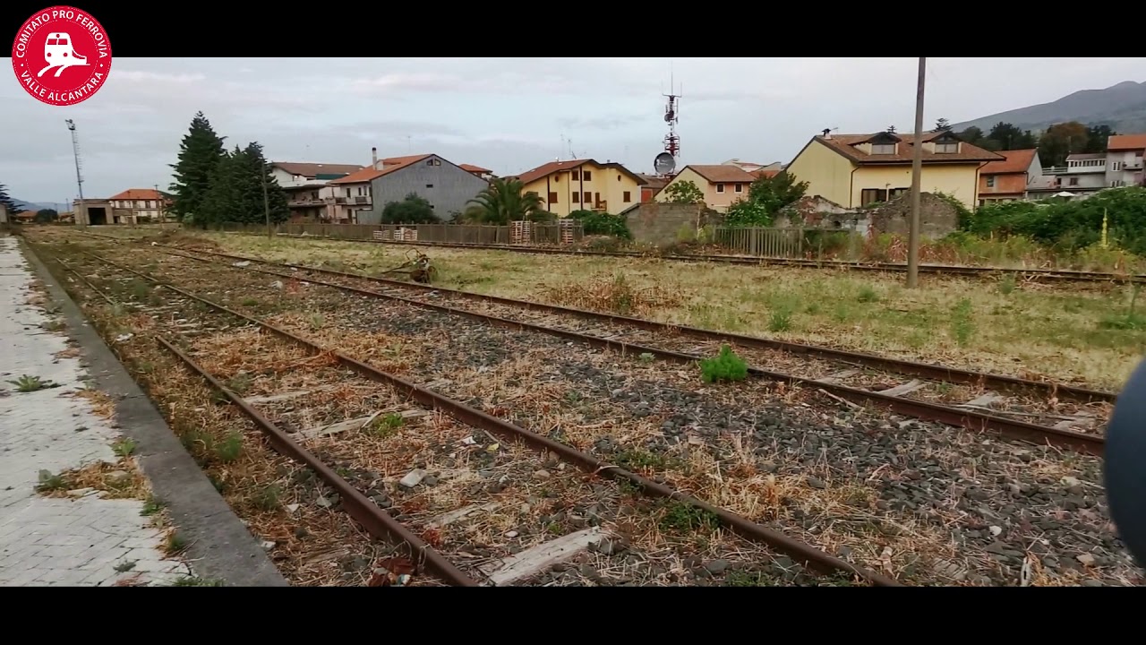 LA STAZIONE DI RANDAZZO SULLA LINEA DELL'ALCANTARA