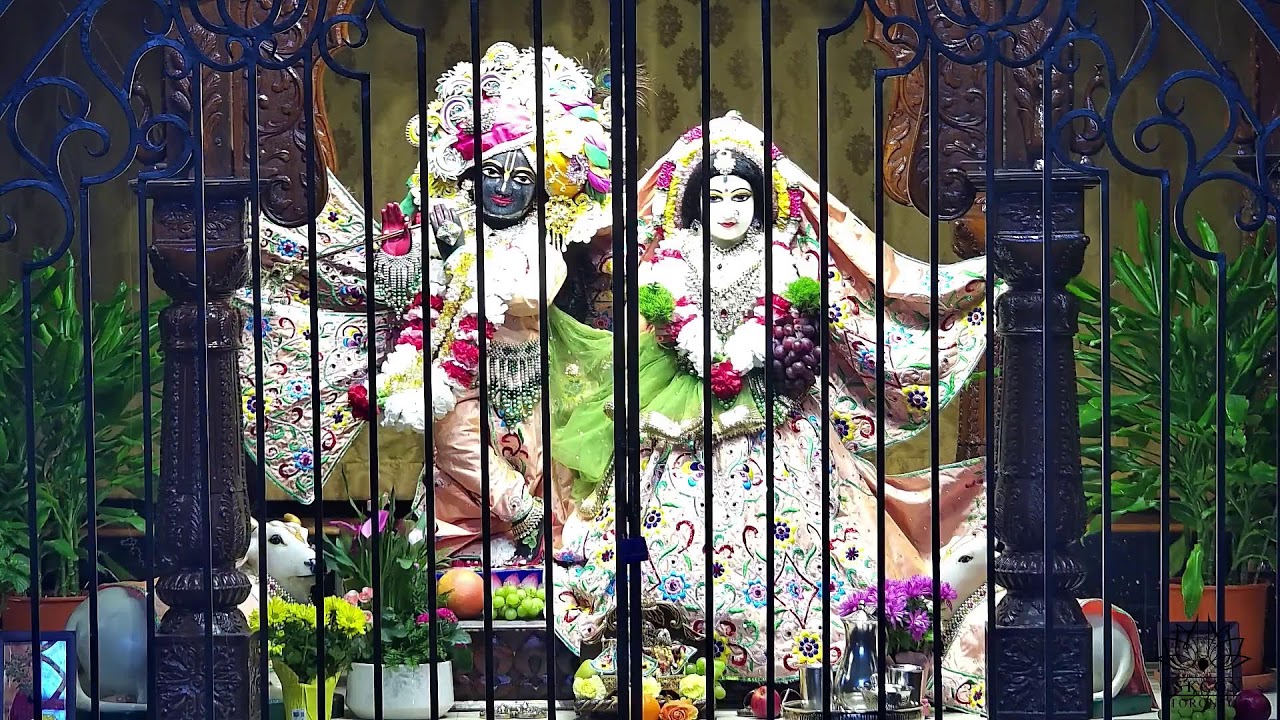Sringara Arati