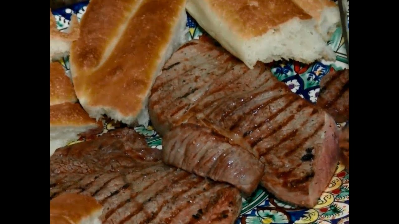 Жарим мясо в керамическом гриле Kamado Joe