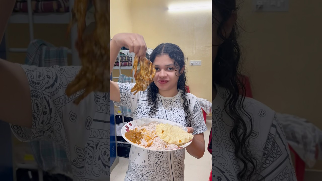 Hostel 🛏️what i eat in a day🍔🦞ഞണ്ട് 🦀കഴിക്കാൻ അറിയാത്തവർ#shorts #shortsfeed #trending