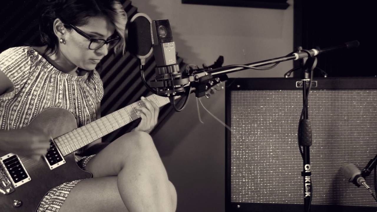 Eleonor - Amor Completo (cover de Mon Laferte)