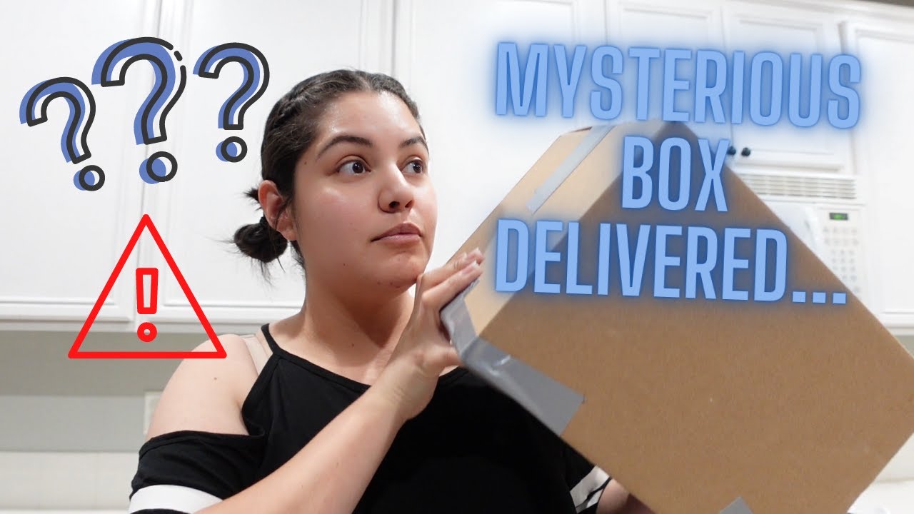 WHAT'S INSIDE THE BOX!?!?