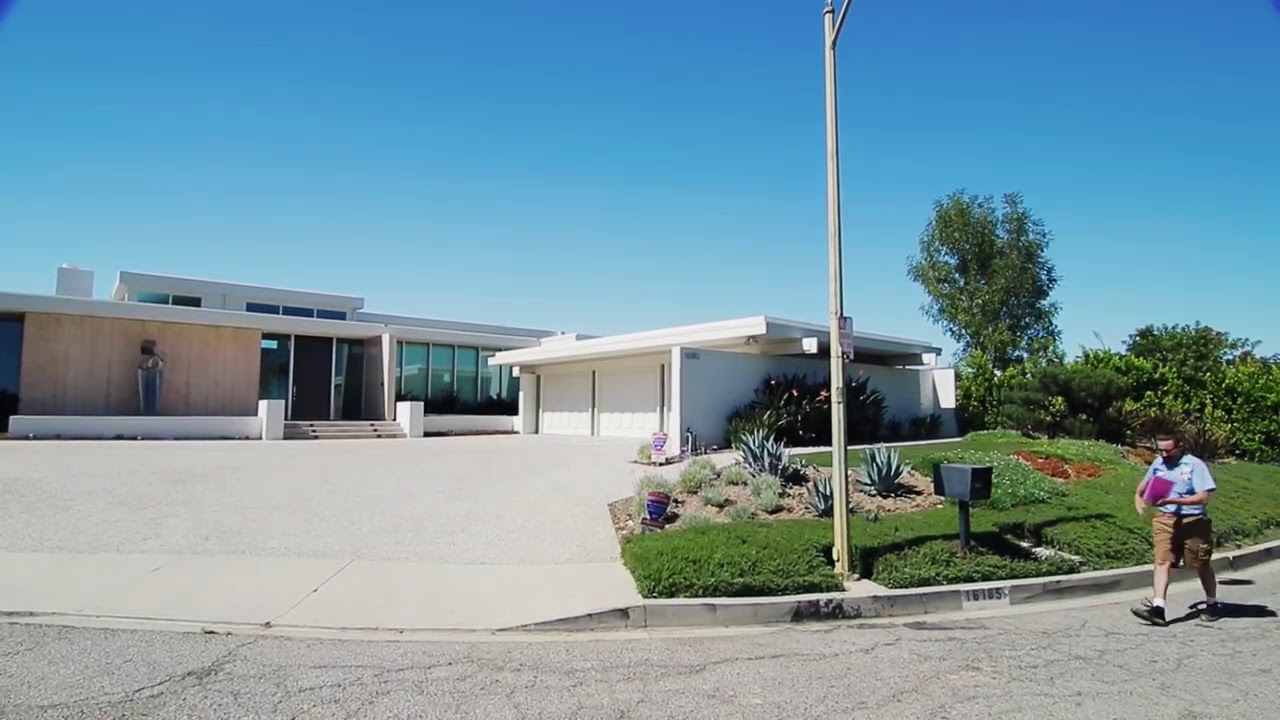 Roxanne Go Yourself (ft dUg Pinnick & George Lynch)