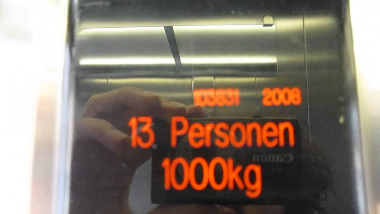 Lift Kone @ parking garage 