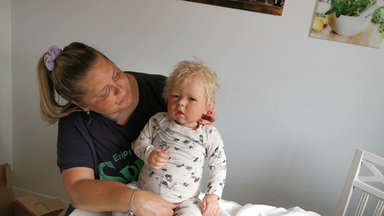 Box opening reborn  toddler Liam by Bonnie Brown