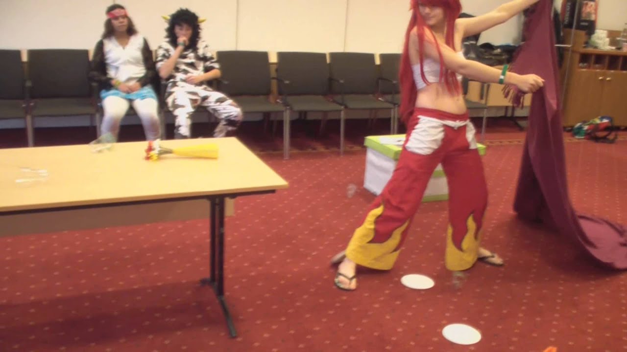 Levy Le Butler! -Nishicon 2013 VLOG 1