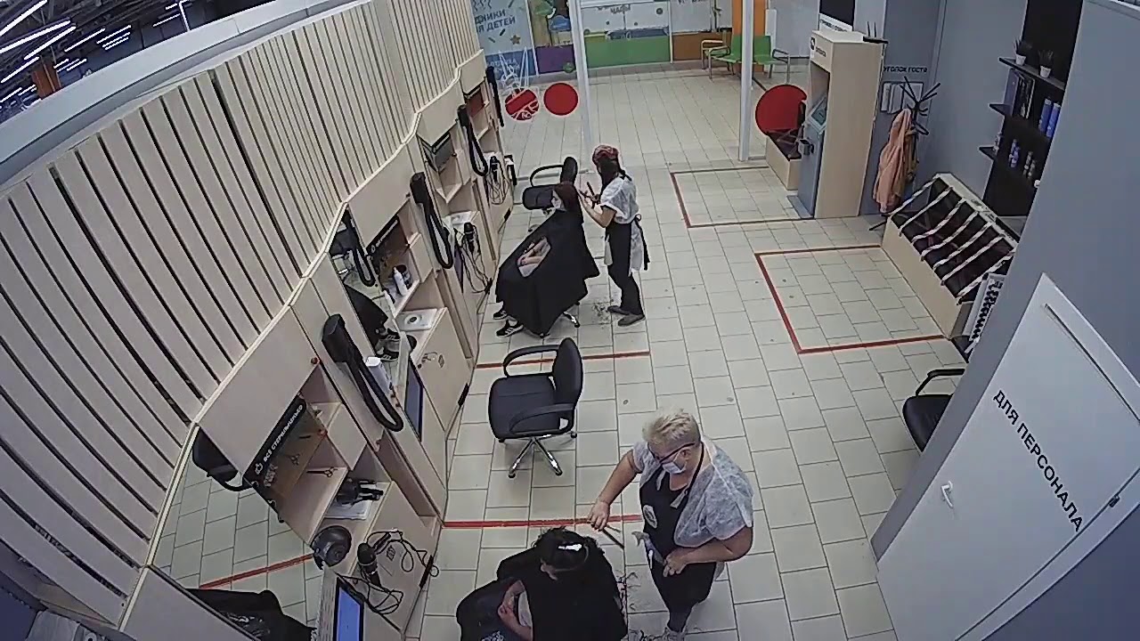 Shoulder length to inverted bob