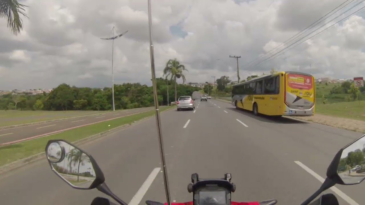 Vou de moto