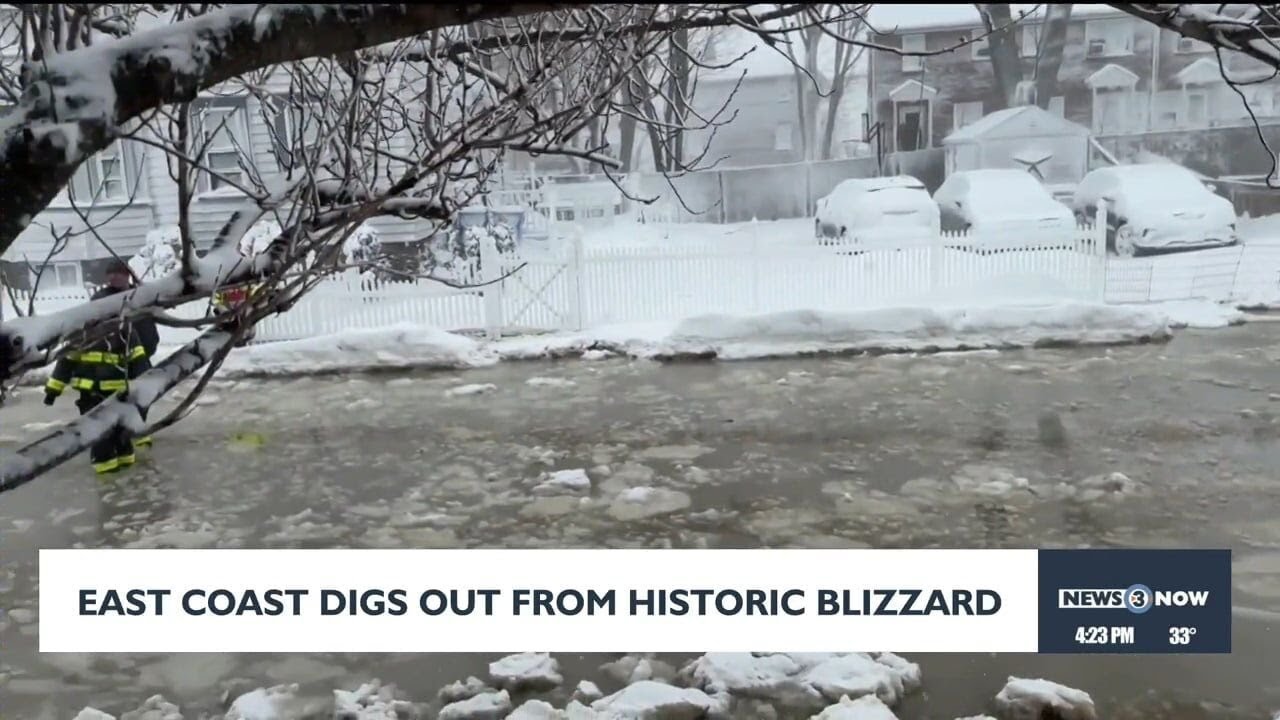 East coast digs out from historic blizzard
