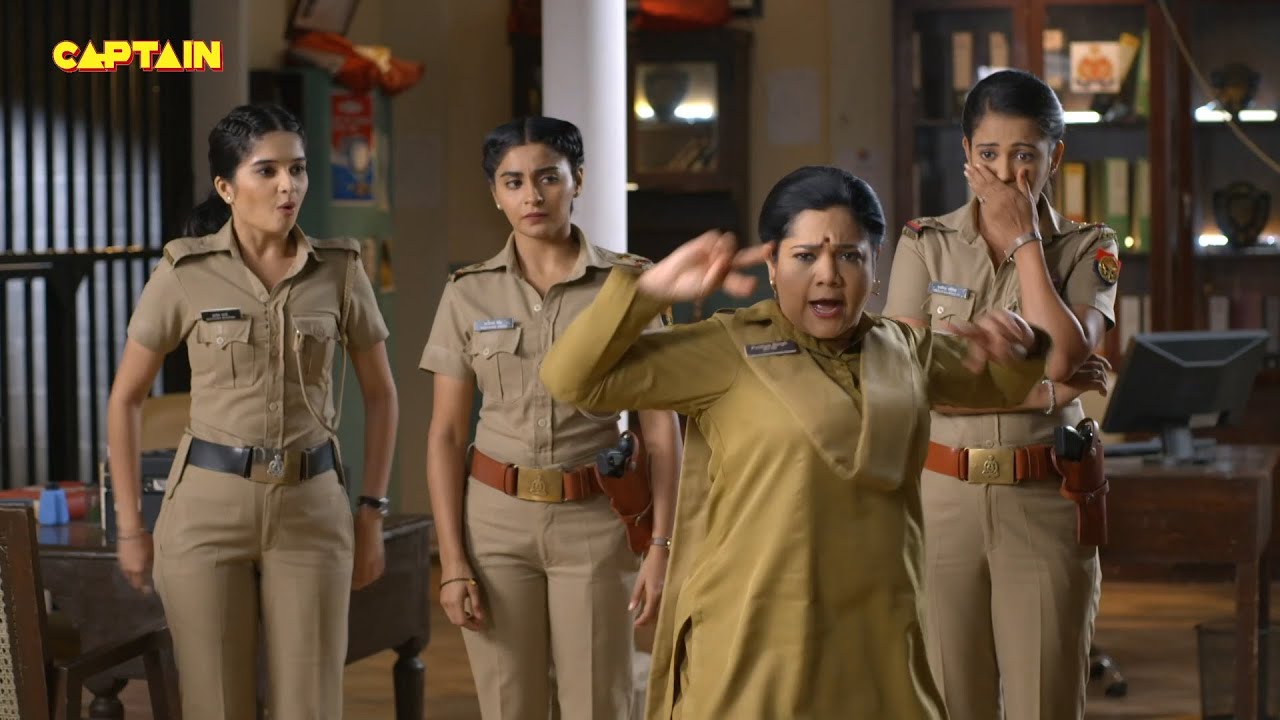 कैसे नाच कर बनाई Pushpa Ji ने अपनी फ़ोन में वीडियो || Maddam Sir
