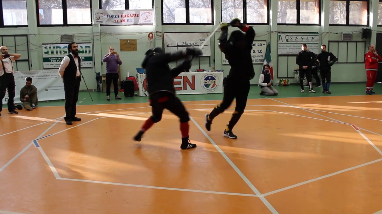 HEMA TOURNAMENT - LONGSWORD - FARNESE 2019 - piacenza - italy - Andrea Conti on the right