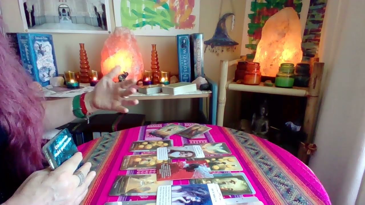 TAURO!! 🔮 Tienes una conexión fluída, sin agenda, con alguien!! No aceptarás problemas ajenos!!