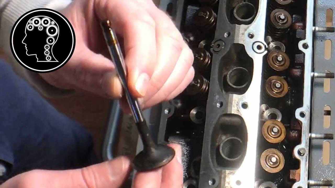 Smontaggio Valvole    Disassembly Valves