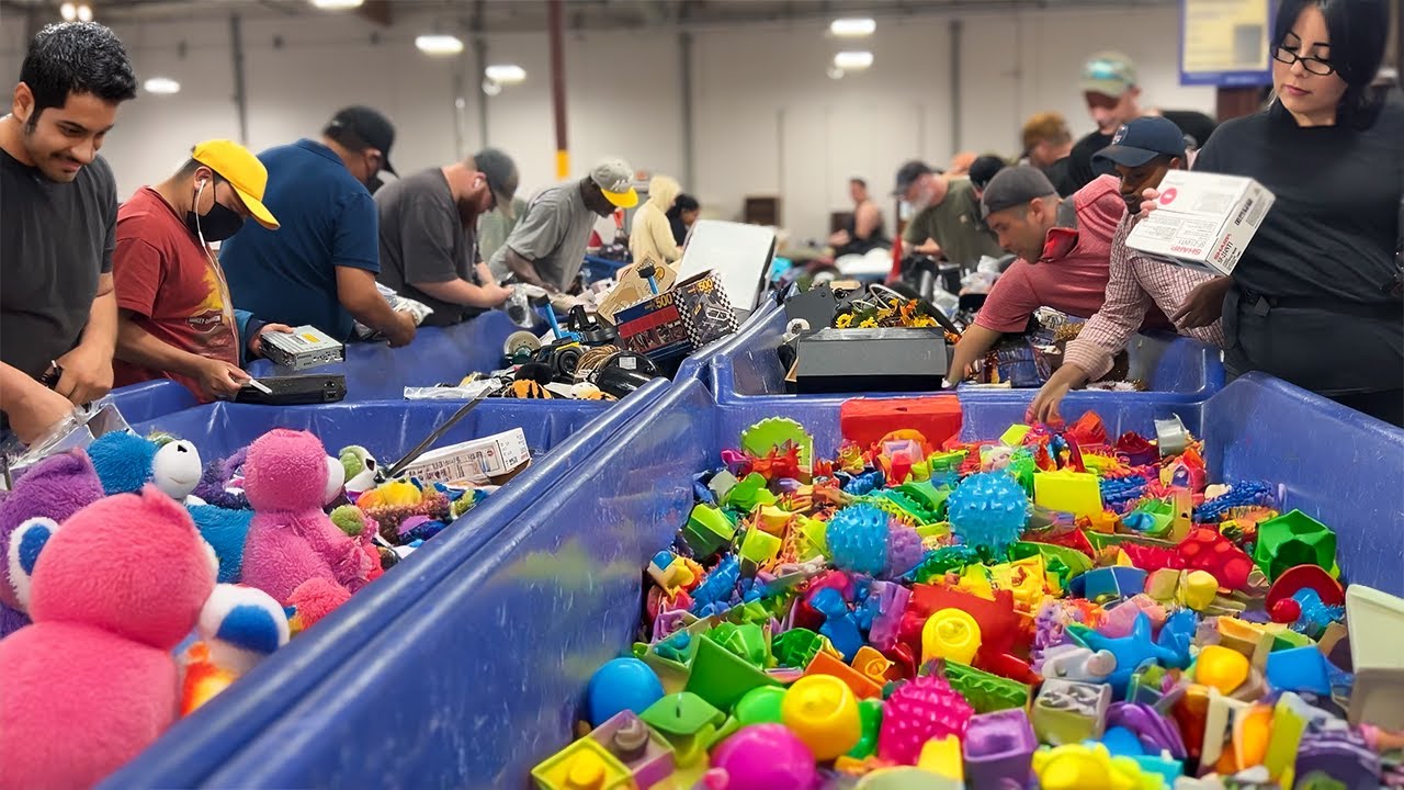 I WENT THRIFTING FOR 2 DAYS, AND YOU WON'T BELIEVE WHAT I FOUND!