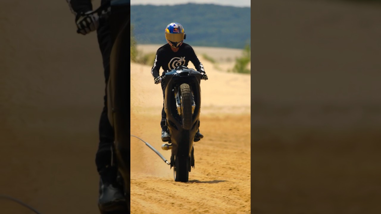 Sand Dune Superbike! #r1 #r1m #superbike #yamahar1 #sanddunes #dunestars #aaroncolton #garage93