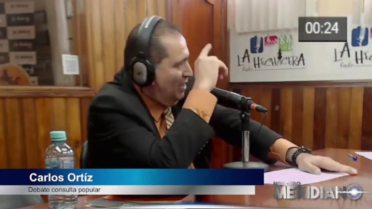 Debate entre dos posiciones distintas respecto a las respuestas de la consulta popular 